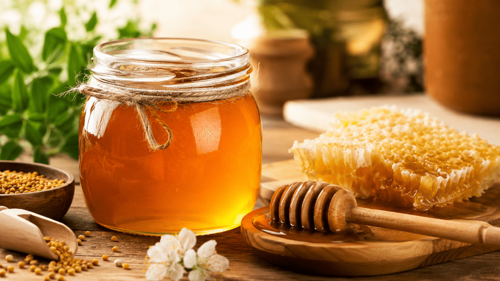 خرافات العسل الطبيعي والحقيقة من Natural Organic Honey